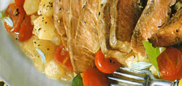 вырезка с тушеным картофелем