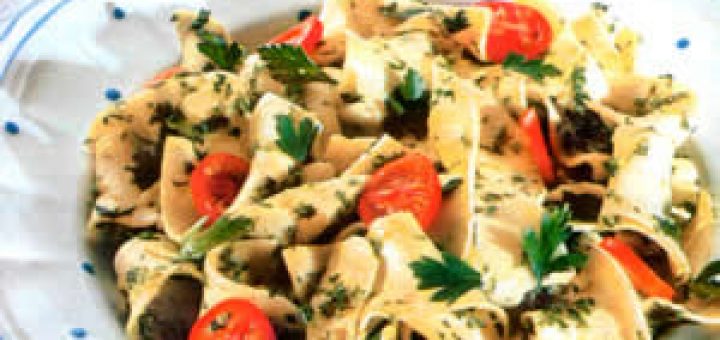 лапша с помидорами