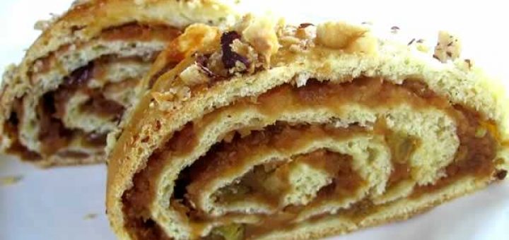 рулет с яблоками