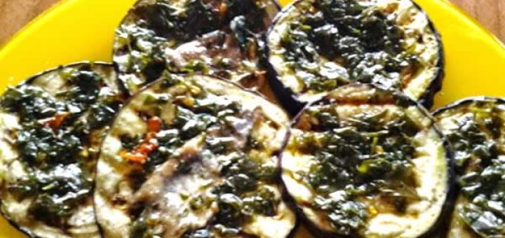 баклажаны под соусом