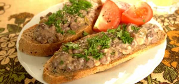 ставрида с морской капустой