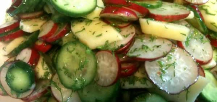 салат из редиса с яблоками и огурцами