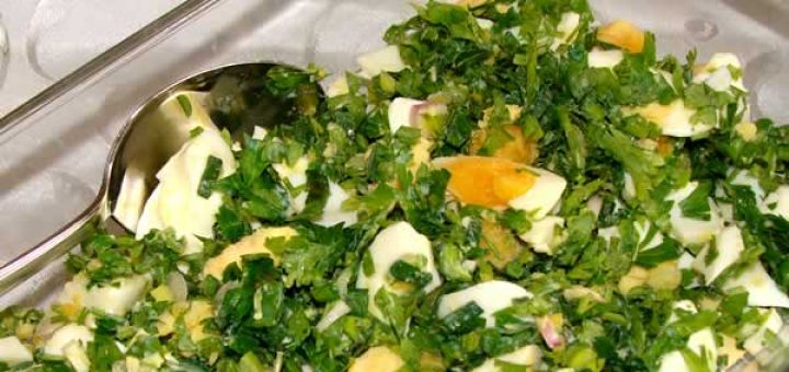 салат из сыра, лука, яиц