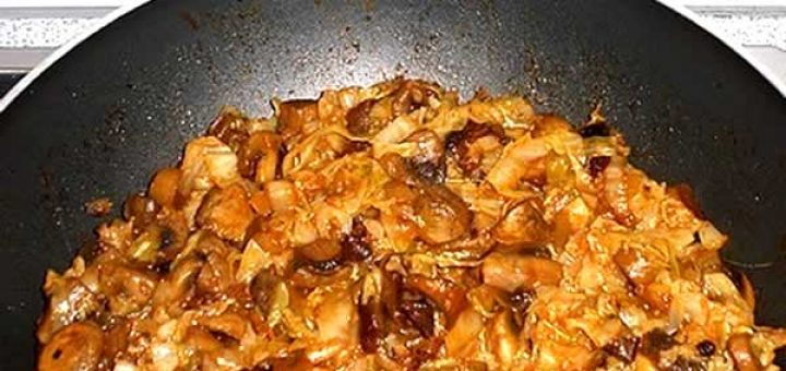 солянка из квашеной капусты с грибами