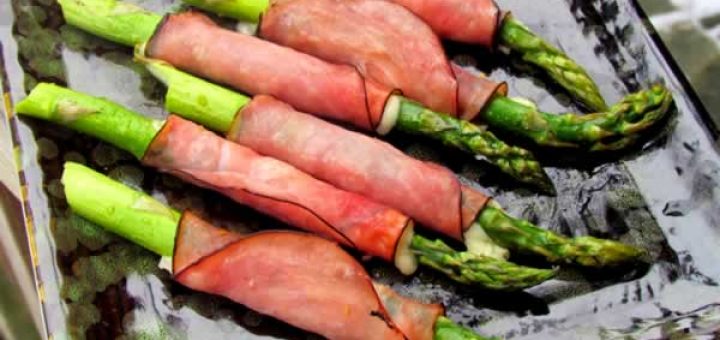 закуска из ветчины со спаржей