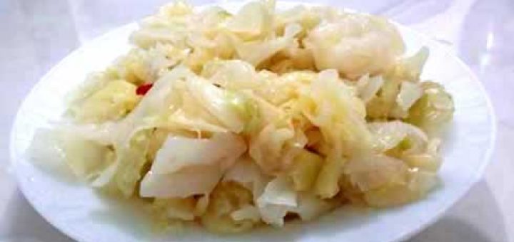 салат из капусты с яйцами