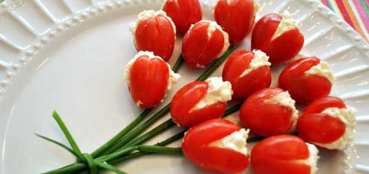 тюльпаны из помидоров