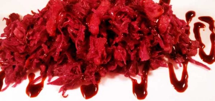 краснокочанная капуста тушеная